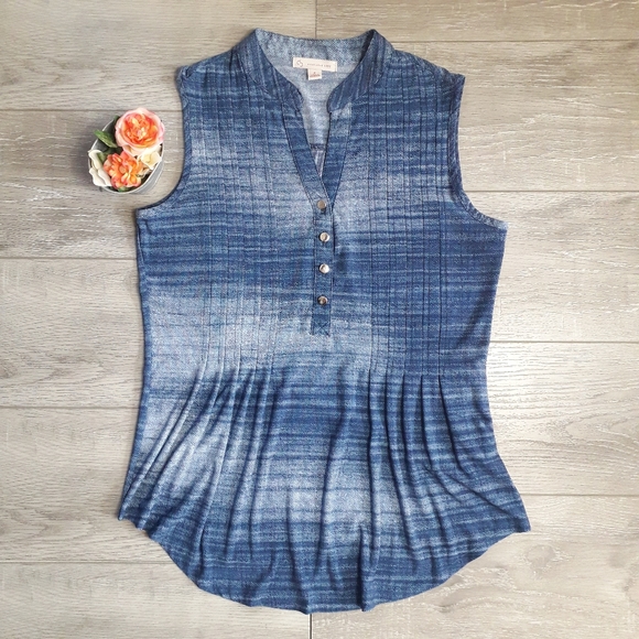 establish 1962 | Flowy sleeveless summer top - Picture 2 of 10